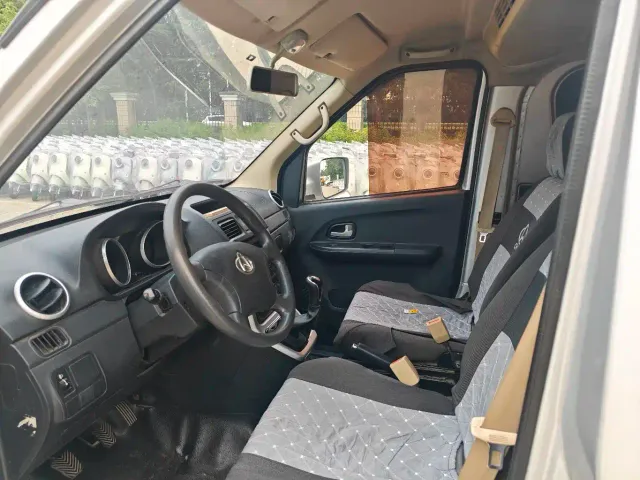 Changan Ruixing M90 — Фото автомобиля 10