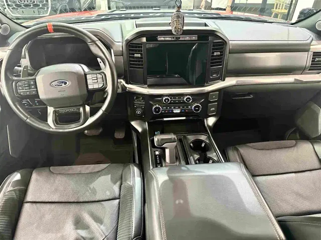 Ford F-150 Raptor — Фото автомобиля 13