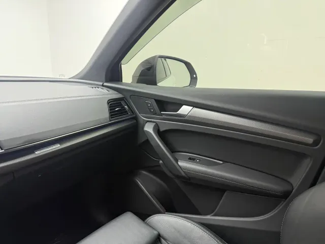 Audi Q5L — Фото автомобиля 13