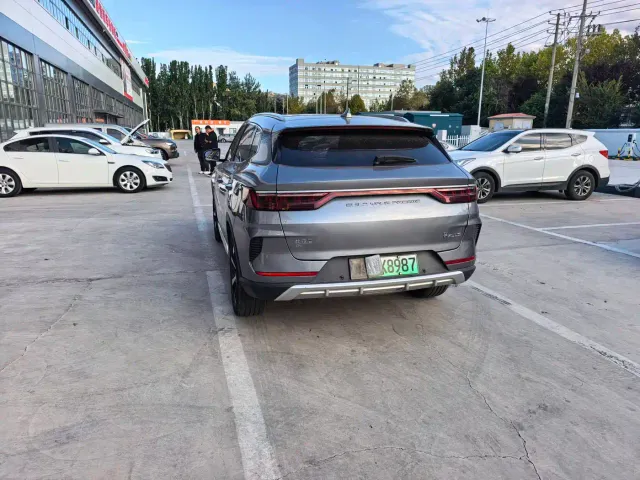 BYD Song PLUS — Фото автомобиля 12