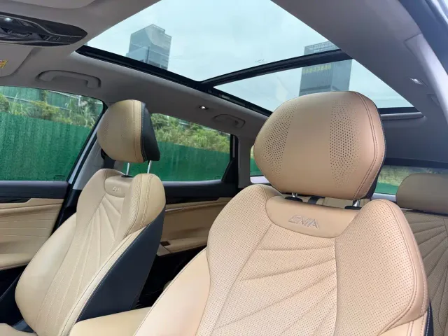 Geely Boyue L — Фото автомобиля 8