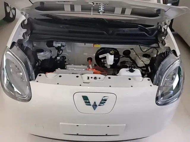 Wuling Hongguang Mini EV — Фото автомобиля 19