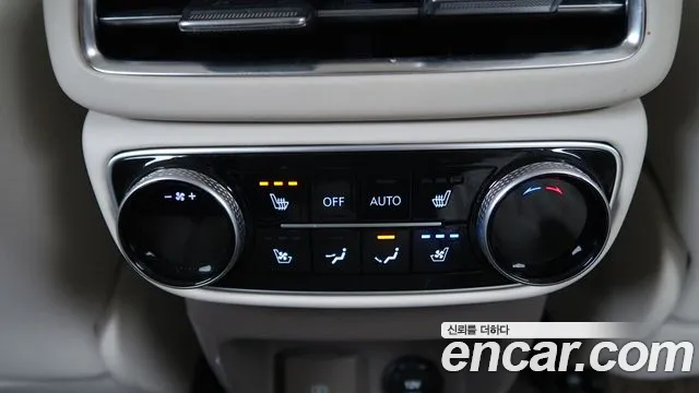 Genesis GV80 2.5T Бензин 2WD — Фото автомобиля 17