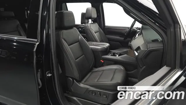 Chevrolet Tahoe — Фото автомобиля 12