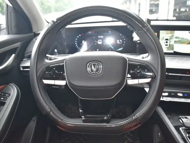 Changan Eado — Фото автомобиля 13
