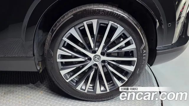 Lexus RX — Фото автомобиля 20