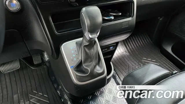 Hyundai Staria — Фото автомобиля 9
