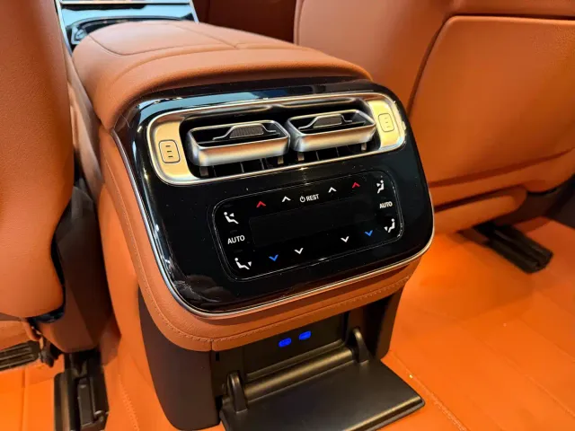 Mercedes-Benz S-Class — Фото автомобиля 14