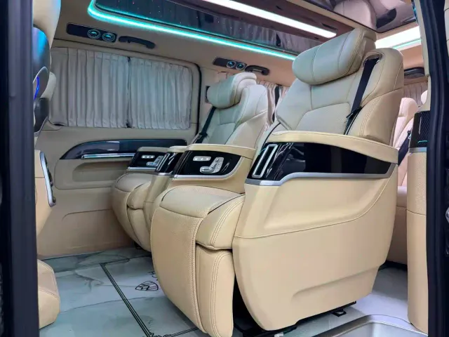 Mercedes-Benz Vito 2021 2.0T Business Edition 7-seater — Фото автомобиля 5