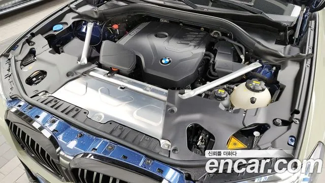 BMW X4 xDrive20i M Sport Pro — Фото автомобиля 6