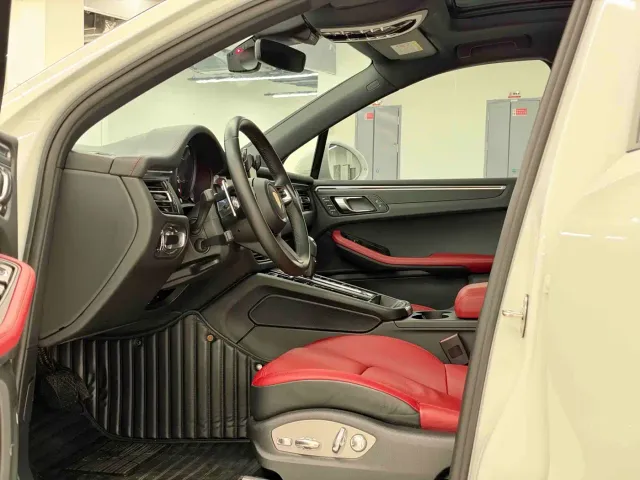 Porsche Macan — Фото автомобиля 8