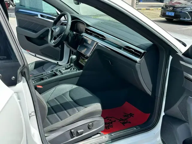 Volkswagen CC — Фото автомобиля 6