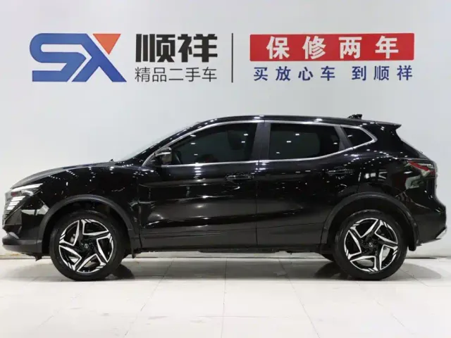 Nissan Qashqai — Фото автомобиля 4