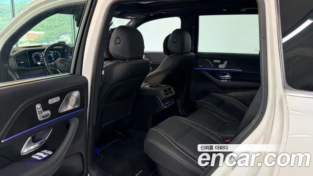 Mercedes-Benz GLS-Class — Фото автомобиля 12