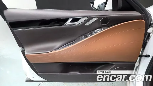 Genesis G80 RG3 — Фото автомобиля 13
