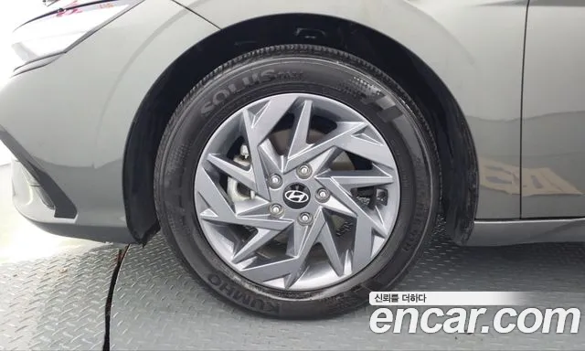 Hyundai Avante CN7 — Фото автомобиля 5