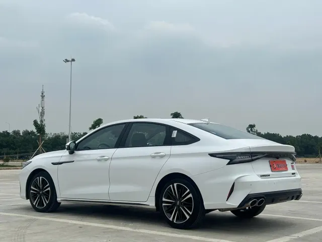 Chery Arrizo 8 — Фото автомобиля 7