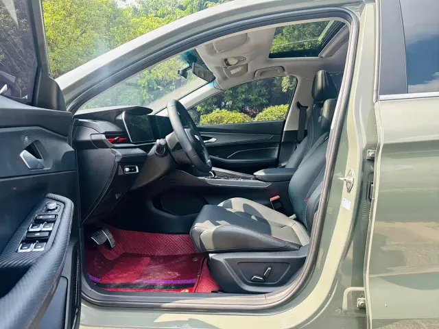 Geely Binrui — Фото автомобиля 4