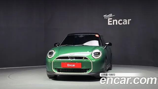 Фотография автомобиля — Mini Cooper