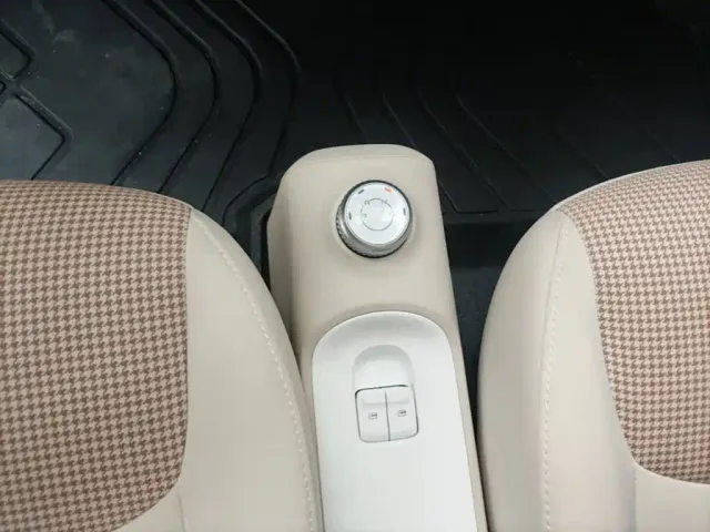 Wuling Hongguang Mini EV — Фото автомобиля 13