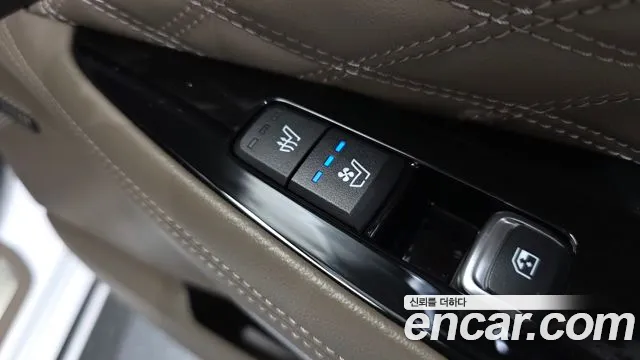 Kia K8 2.5 Бензин 2WD — Фото автомобиля 17