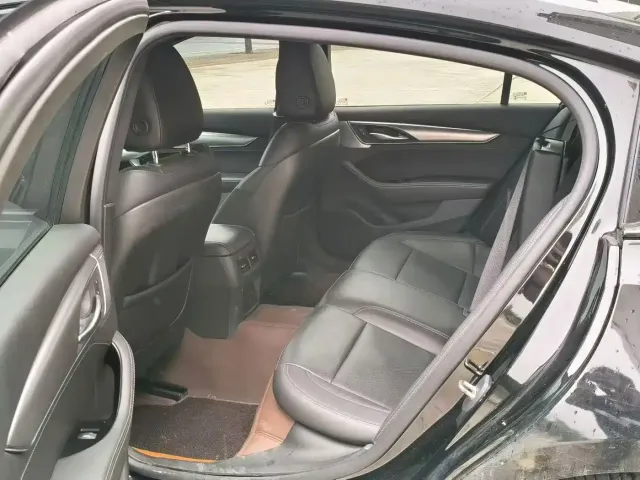 Cadillac CT5 — Фото автомобиля 5