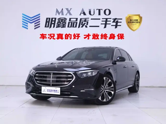 Фотография автомобиля — Mercedes-Benz E-Class