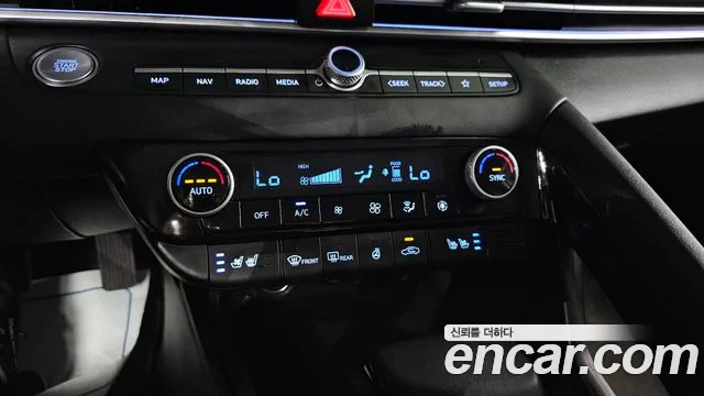 Hyundai AVANTE Новый Avante (CN7) — Фото автомобиля 29