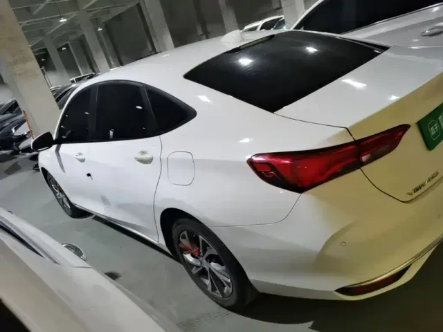 Buick Verano — Фото автомобиля 5