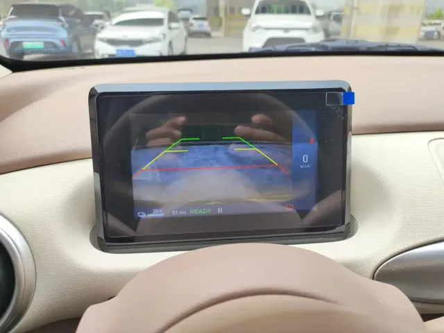 Wuling Hongguang Mini EV — Фото автомобиля 9