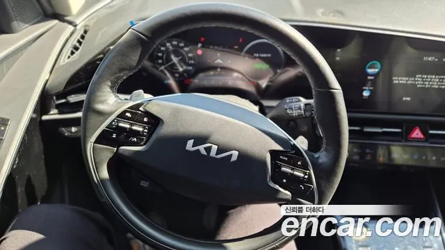 Kia Niro — Фото автомобиля 5