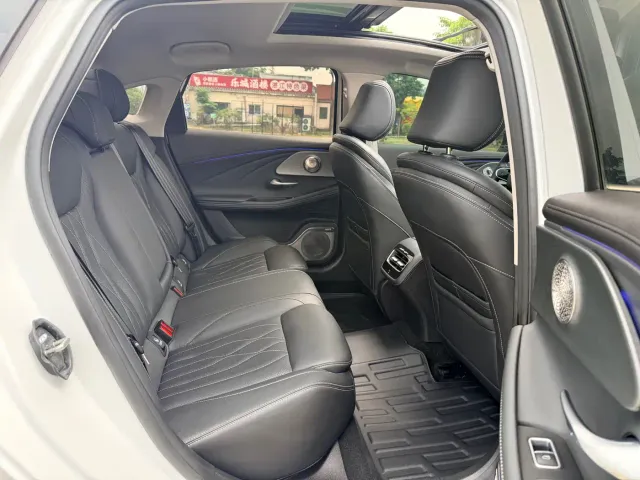 Chery Arrizo 8 — Фото автомобиля 9