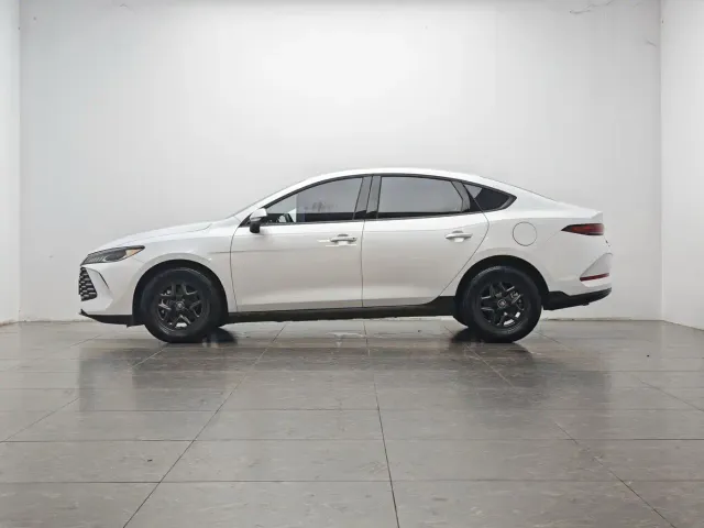 BYD Qin PLUS — Фото автомобиля 10