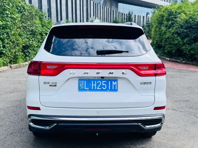 Haval M6 — Фото автомобиля 5