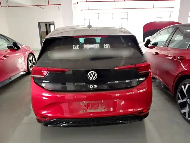Volkswagen ID.3 — Фото автомобиля 5