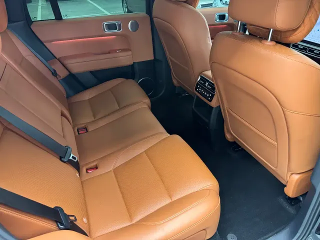 Li Auto L6 — Фото автомобиля 10