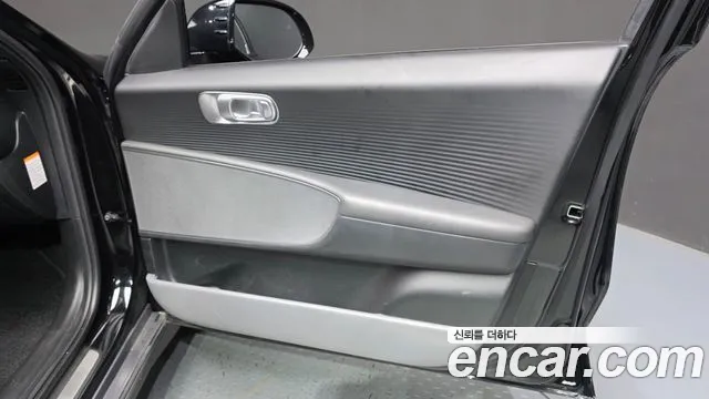 Hyundai Ioniq 6 — Фото автомобиля 13