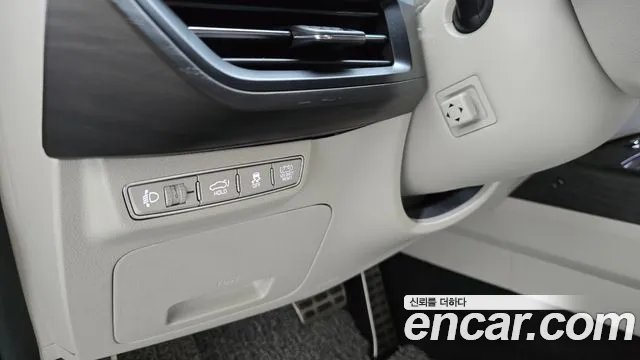 Kia K8 K8 Hybrid — Фото автомобиля 18
