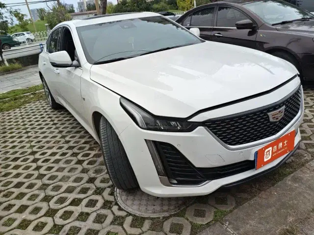 Cadillac CT5 — Фото автомобиля 2