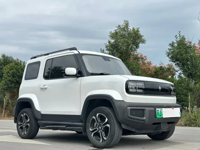 Baojun Yep — Фото автомобиля 3