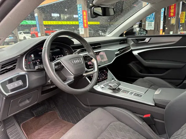 Audi A7L — Фото автомобиля 4