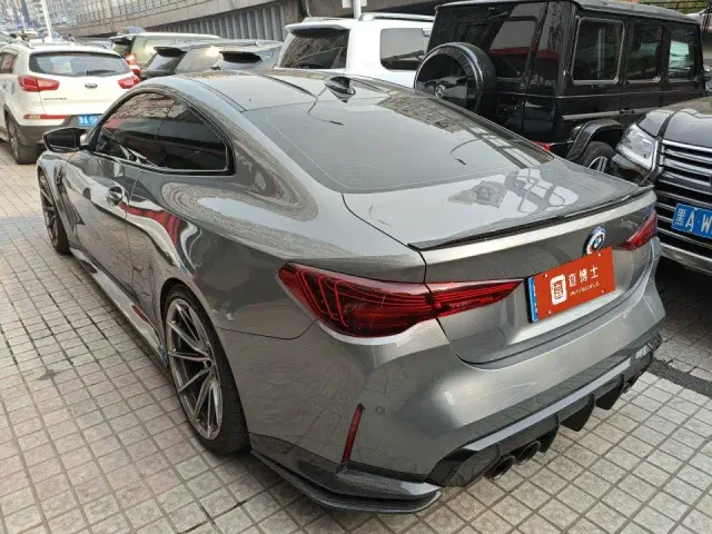 BMW M4 — Фото автомобиля 4