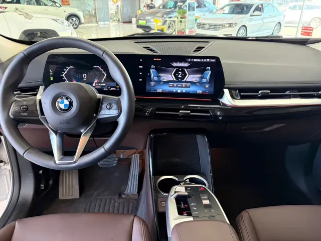 BMW X1 — Фото автомобиля 6