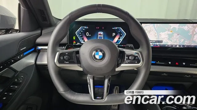 BMW 5-Series — Фото автомобиля 13