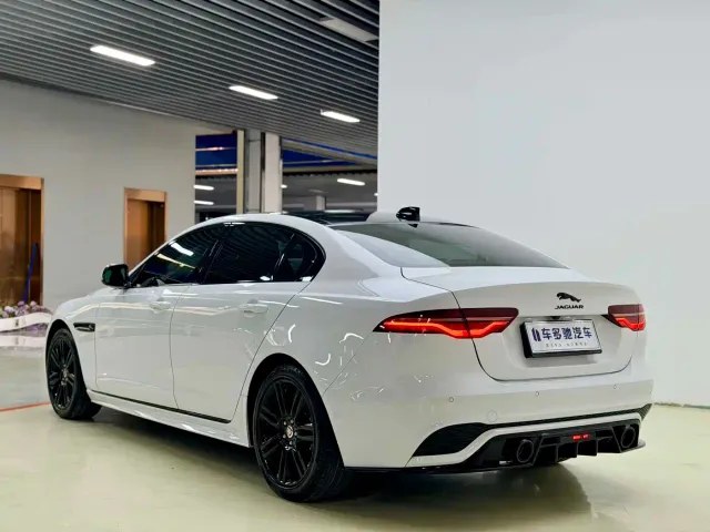 Jaguar XEL — Фото автомобиля 4