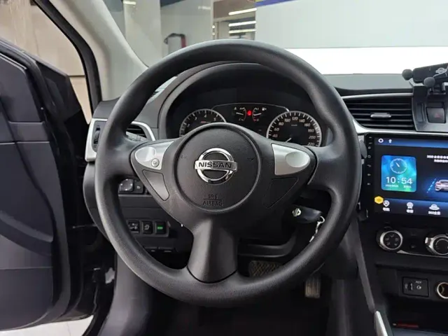 Nissan Sylphy — Фото автомобиля 15