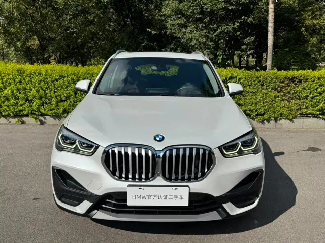BMW X1 — Фото автомобиля 2
