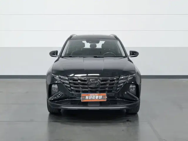 Hyundai Tucson — Фото автомобиля 3