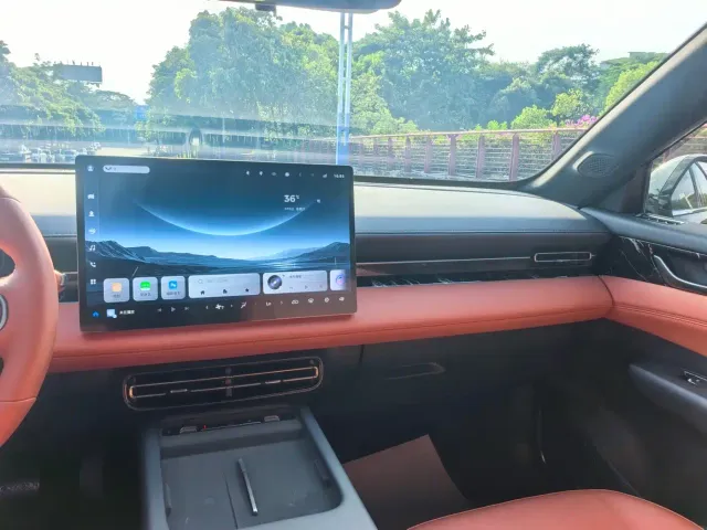 Wuling Starlight — Фото автомобиля 9