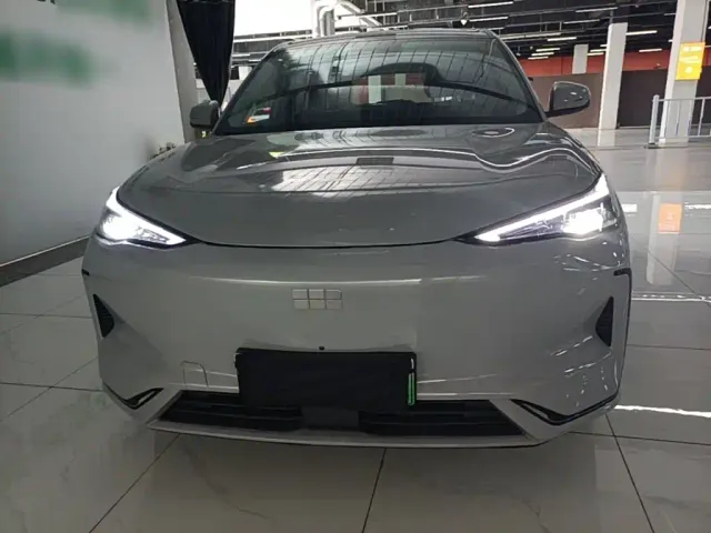 Geely Galaxy E5 — Фото автомобиля 2